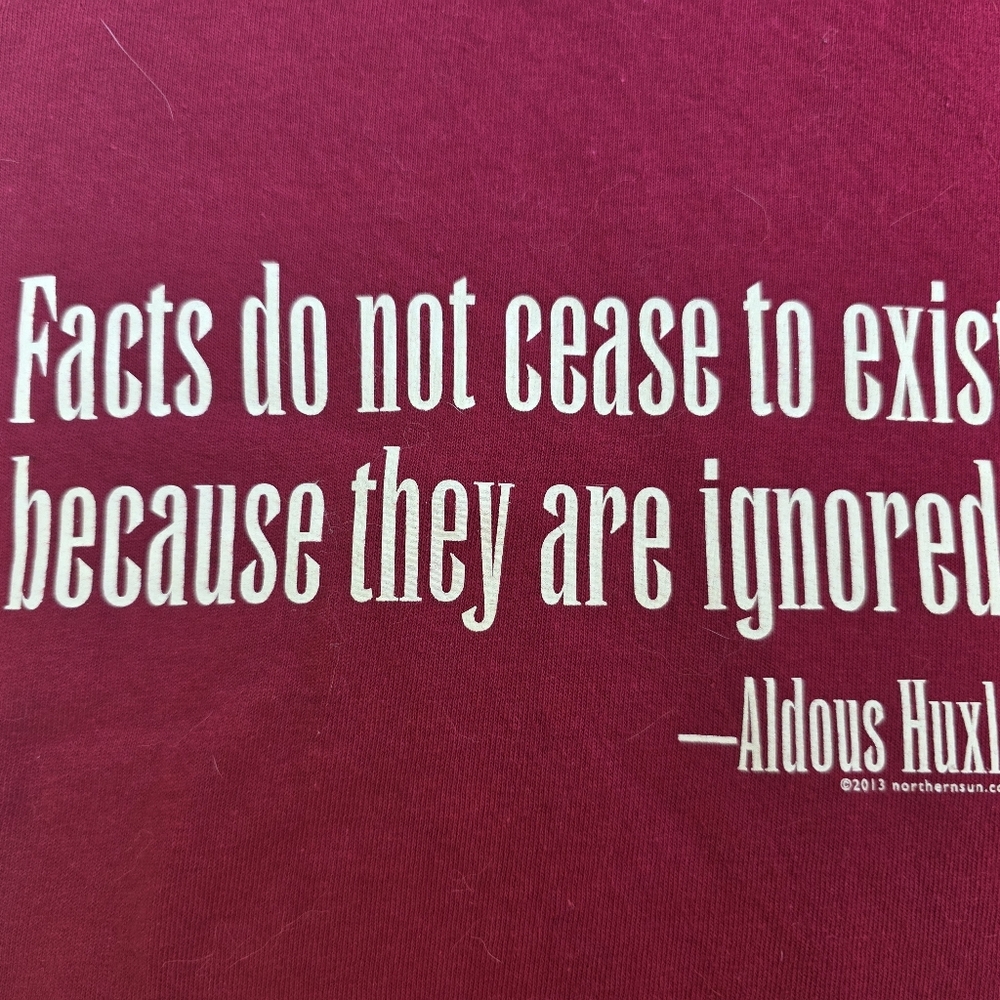 Aldoux Huxley t-shirt. Red. Size M. Quote printed in white.